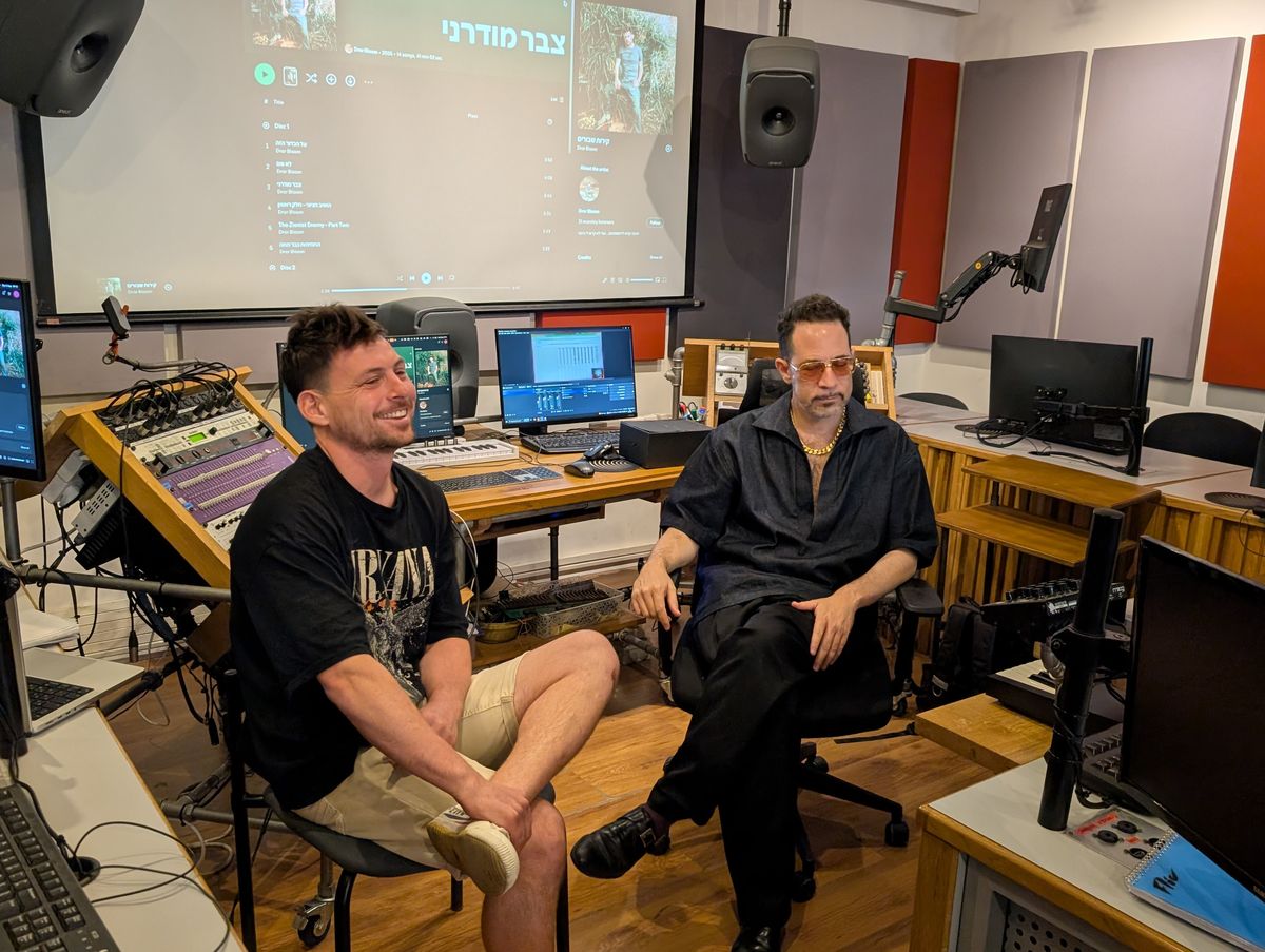 Gilad Kahana and a participant during the masterclass